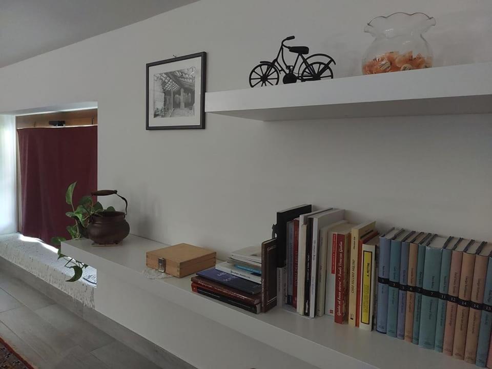 B&B Books & Bikes Buia Exterior foto